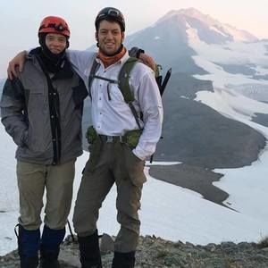 Meet your Posher, Blake